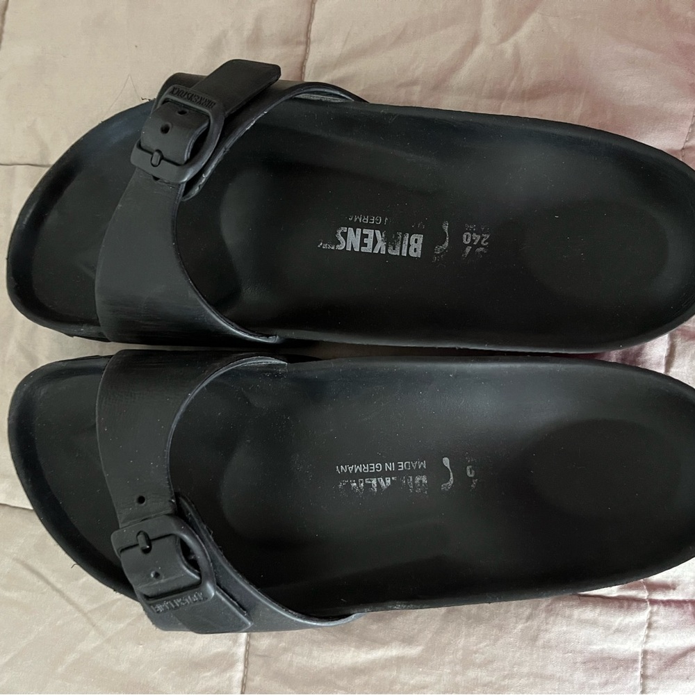 Birkenstock Classic Black Slides- Madrid